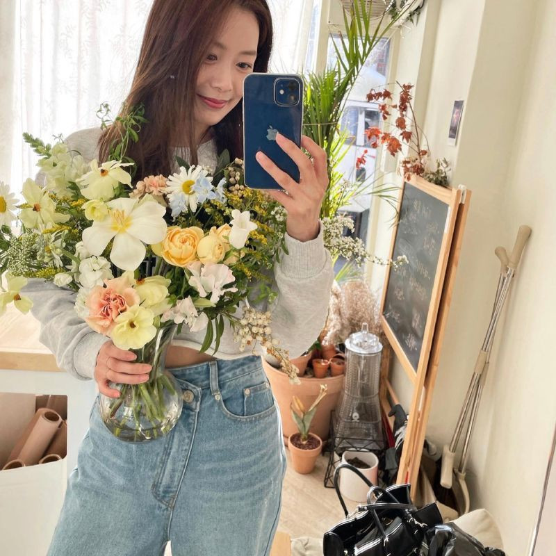 Song Da Eun and Jimin dating speculation